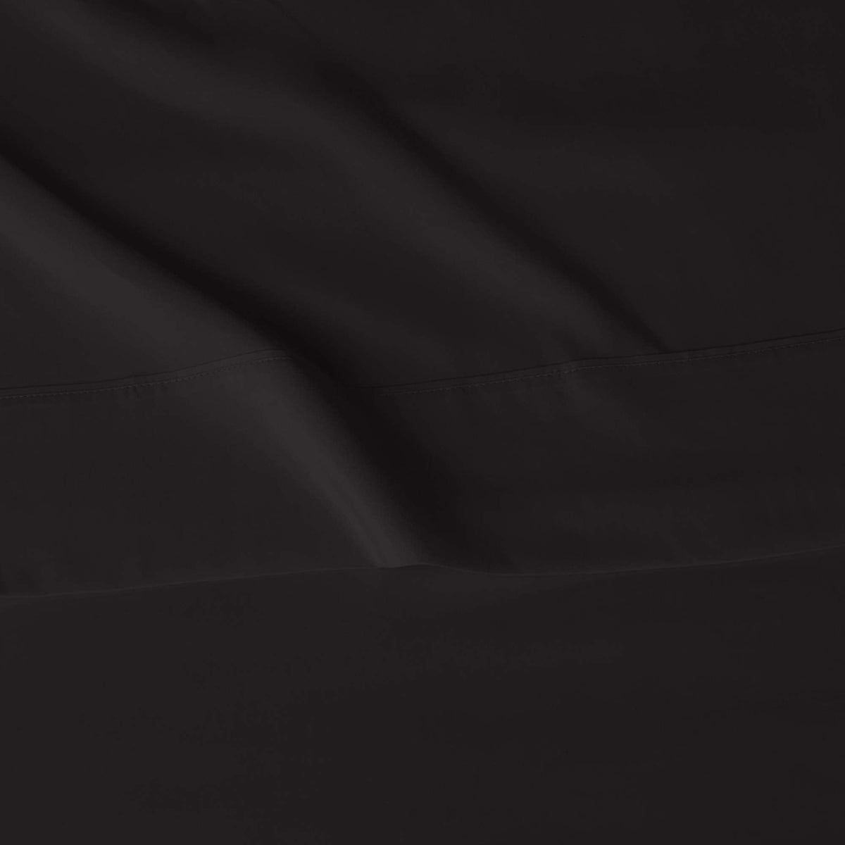 Amazon Basics Lightweight Super Soft Easy Care Breathable Microfiber 4-Piece Bed Sheet Set with 14-Inch Deep Pockets, Wrinkle Resistant, Full, Black, Solid