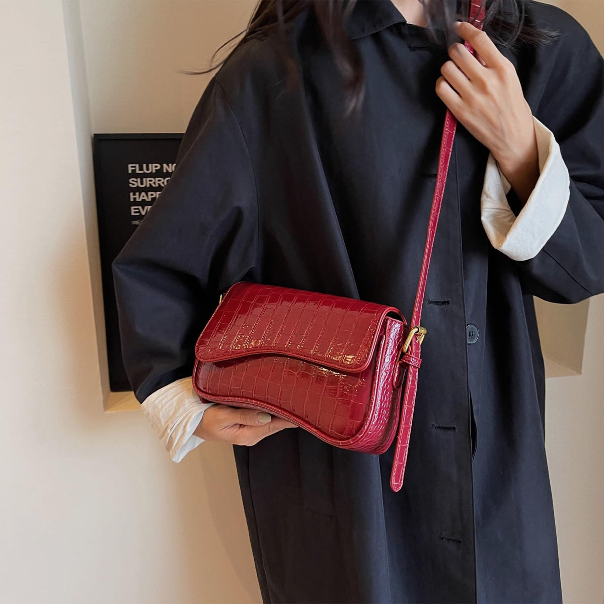 Women's Small Shoulder Bag Clutch Y2KPurse Handbag PU Leather Tote Bag with 2 Removable Straps and Zipper Closure Crossbody Bags (Crocodile red)