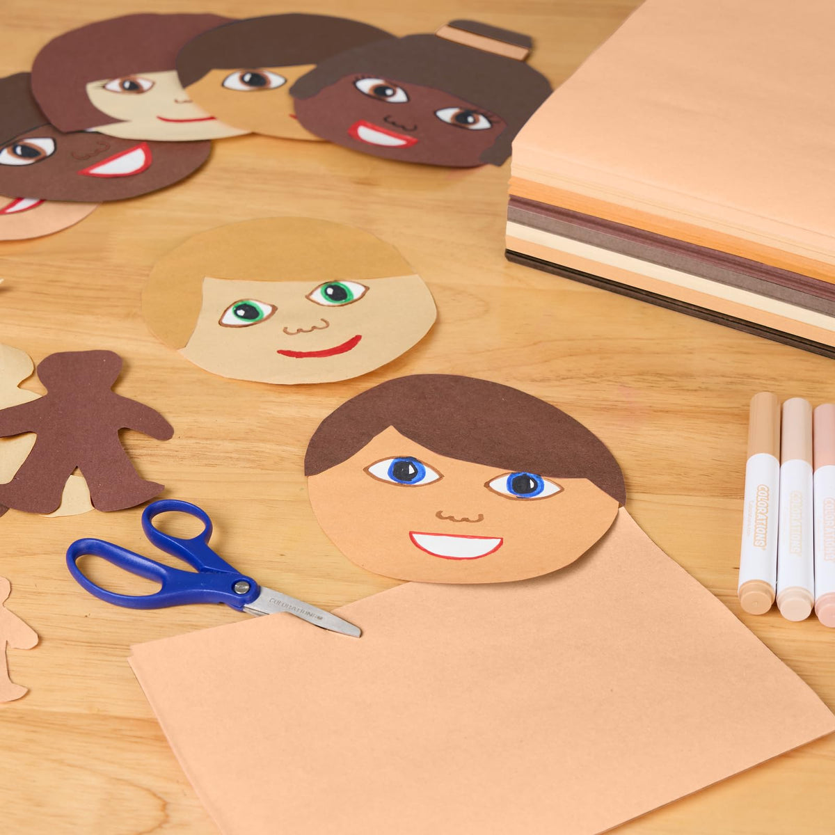 Colorations Colors Like Me Craft Paper - 400 Sheets