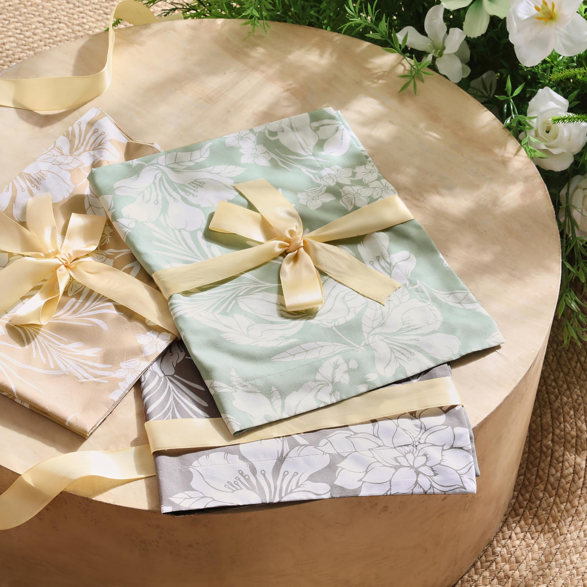 Joiedomi Floral Twin Comforter Set Beige Bedding Set - 2 Pieces Twin Bed in a Bag with 1 Soft Reversible Botanical Flowers Leaves Comforter and 1 Pillow Sham