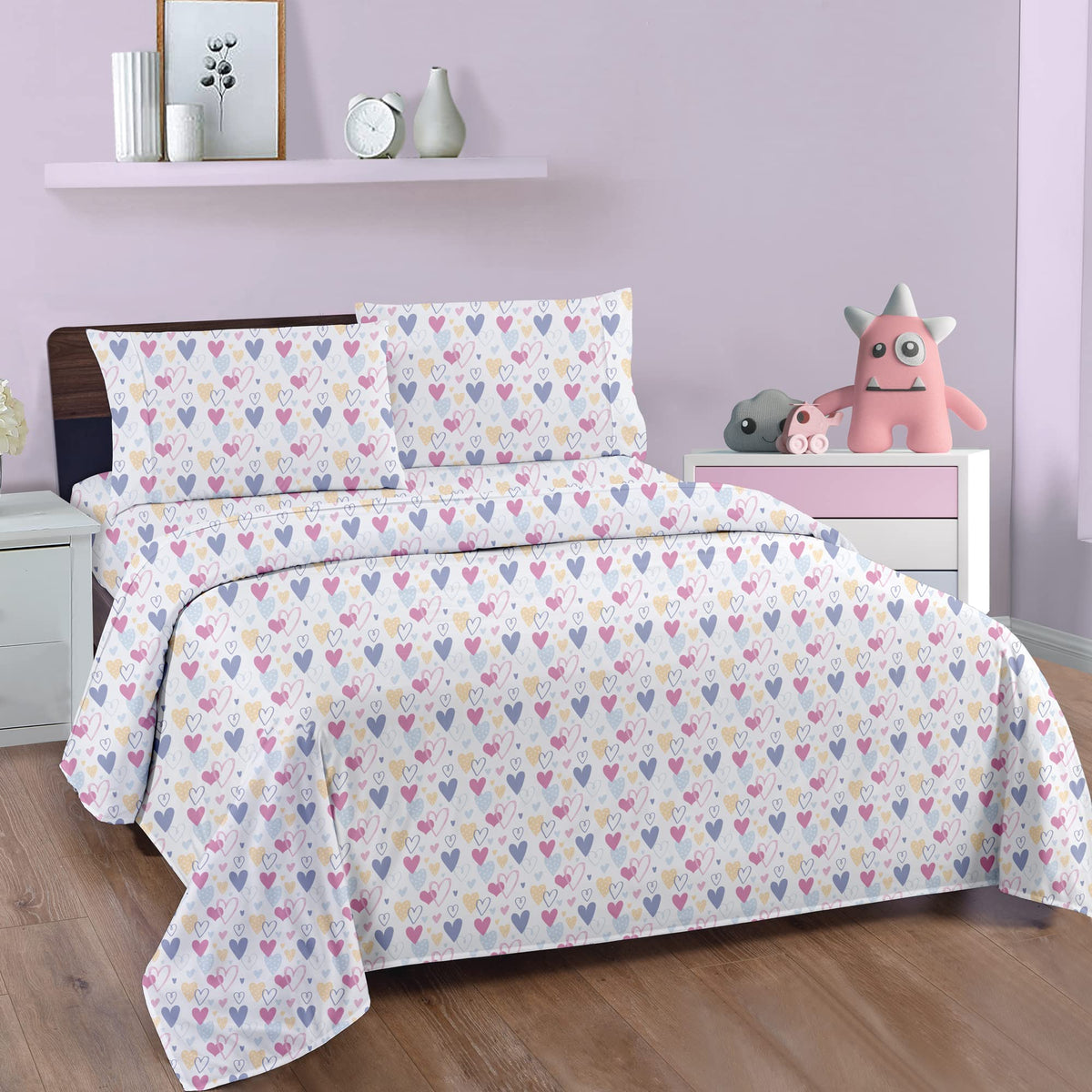 Softan Kids Bed Sheet Set, 4-Piece Full Size Sheets, Microfiber Fitted Sheet with 15 Inches Deep Pocket and Corner Straps, Breathable & Silky Soft Love Heart Pattern Sheet and Pillowcase Sets