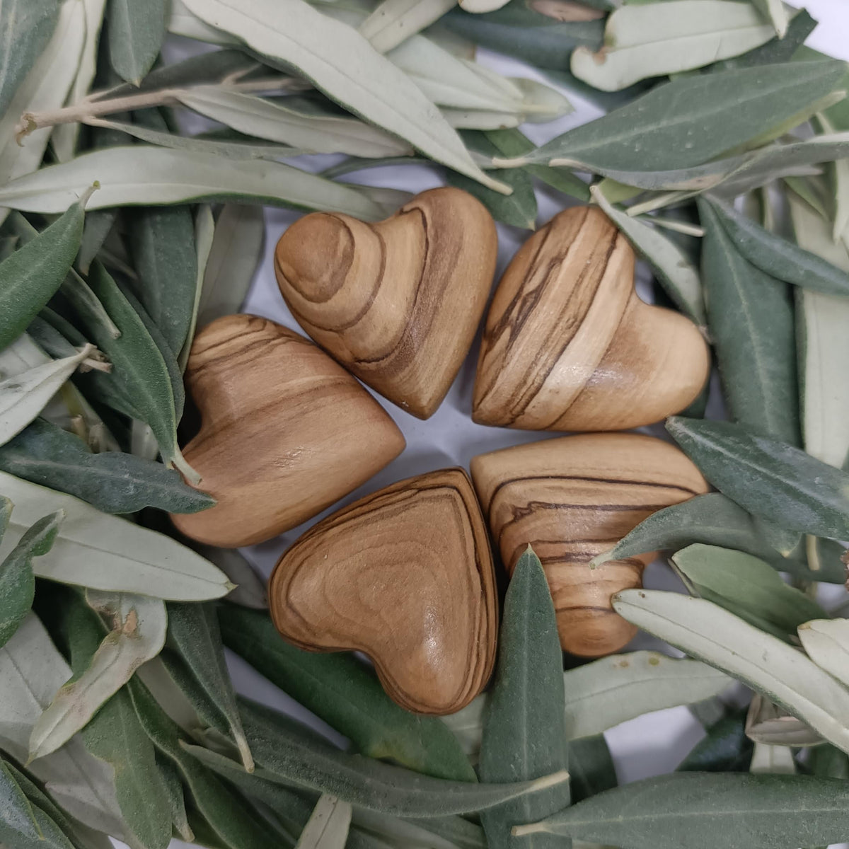 Zuluf Set of 5 Mini Olive Wood Hearts 1.25" Very Small Hand Carved Wooden Fidget Heart Keepsake Wedding Guest Book Favor Valentine Day Gift Pocket Hug Sympathy Memorial Craft Decor Made in Bethlehem