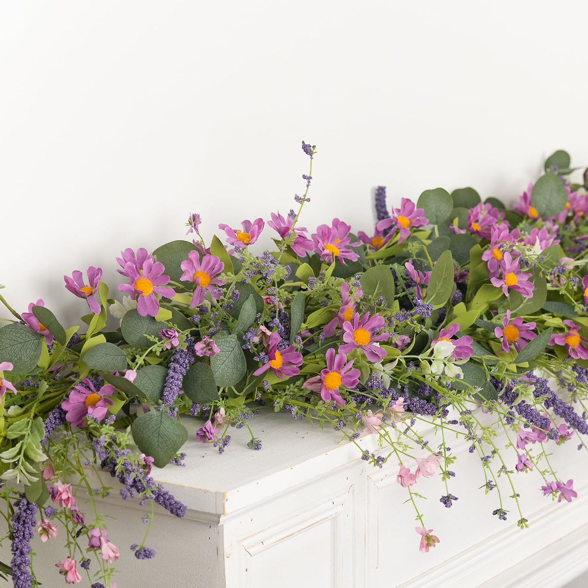 YUGALI Summer Garland, 6ft Set of 2 Eucalyptus Daisy Wildflower Vine