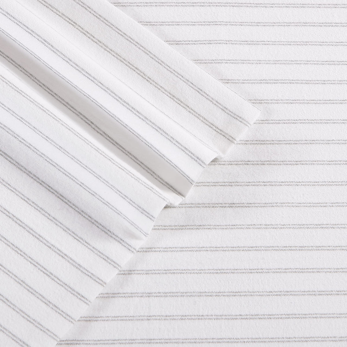 Eddie Bauer - Flannel Sheets King Size, Anti-Pilling & Wrinkle Resistant Cotton, Touchably Soft for All-Season Comfort - Bed Sheets with Matching Pillowcases & Fitted Sheet (Trail Stripe Grey)