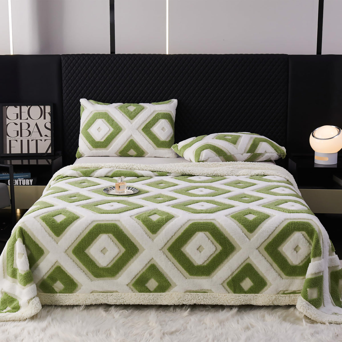 LEVINIS Large Bohemian Bed Blankets 80'' × 90'', Ultra Soft Aztec Bed Blanket for All Season, Cozy, Plush, Bohemian Throw Blanket for Couch/Sofa/Office/Camping, Green